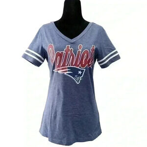 NFL New  England Patriots T-Shirt Short Sleeve V Neck Blue Red Small